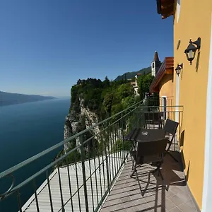 Miralago 3*, Pieve (Lombardy) Italia